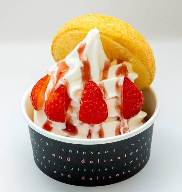 近鉄百貨店と不二家が共同開発したスイーツブランド「Pekolicious（ペコリシャス）」から夏の季節限定商品が登場