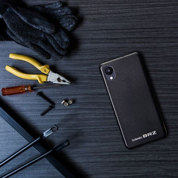 SUBARU『BRZ』の実車カラーを再現したスマートフォンケースを発売！