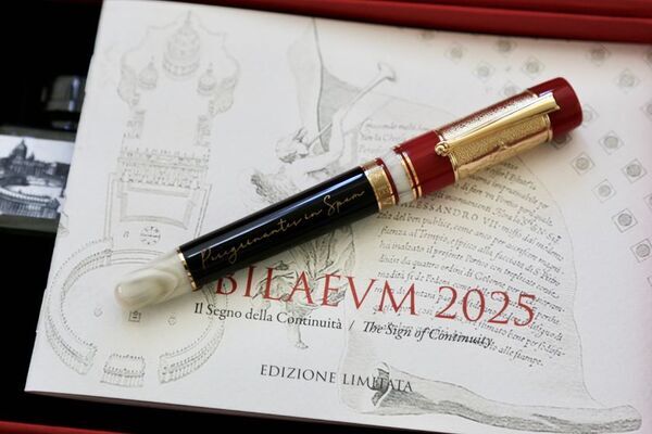 イタリア筆記具ブランドD-Nの旗艦モデルの“オーバーサイズ”万年筆が特別仕様で復活　6月中旬に先行予約販売始まります。