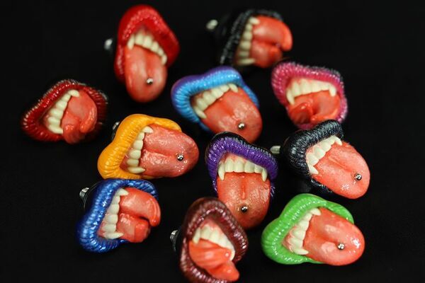 造形からペイントまですべて手作りで制作　細部まで作り込んだM&Msオリジナルナンバーボルト「BRATTY LIP」発売開始