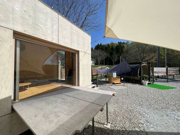 山形県初！バレルサウナ付グランピングサイトオープン！SnowPeakと隈研吾氏のコラボモバイルハウス「住箱-JYUBAKO-」を客室にしたサウナグランピングが誕生！