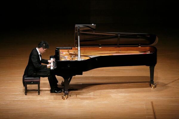 外山啓介ピアノ・リサイタル「幻想」　8月24日(日)サントリーホール開催！～小学生から18歳のお子様を無料招待実施！～