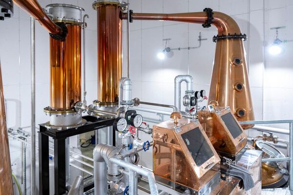 山形のウイスキー蒸留所が6月より見学ツアーの日程を毎週4日間に拡大　ウイスキーのテイスティング体験も実施