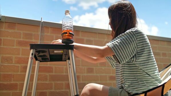 ＜アメリカで60,000台販売＞カバンに入る軽量ポータブルデスクが各ECサイトで6/11より一般販売開始