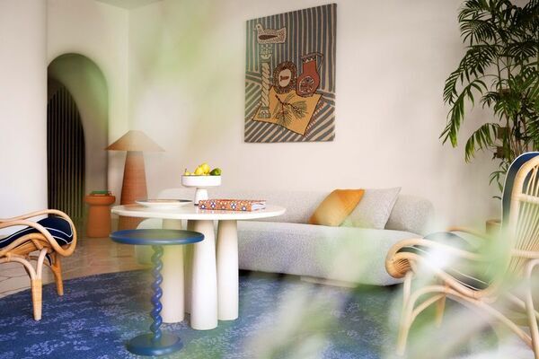 ジュメイラ・カプリ・パレス革新的建築家パトリシア・ウルキオラによる新しいスイートとプールが登場