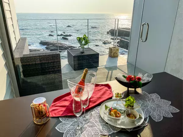 和歌山の「XYZ Seaside Resort／XYZ スペチアーレ」にてギネス世界記録認定レーザーメッセージサービスの無料キャンペーンを開催！宿泊施設が贈る、新たな感動体験