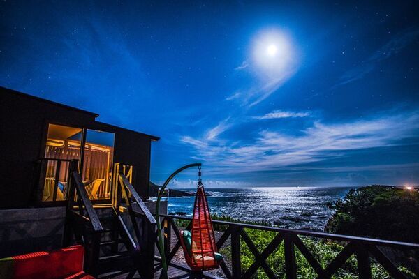 和歌山の「XYZ Seaside Resort／XYZ スペチアーレ」にてギネス世界記録認定レーザーメッセージサービスの無料キャンペーンを開催！宿泊施設が贈る、新たな感動体験