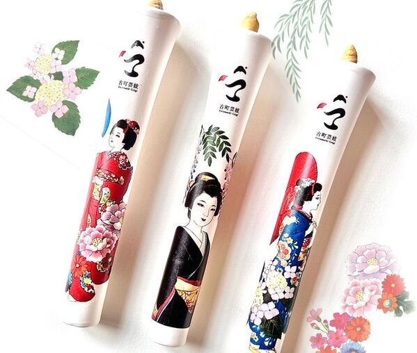 老舗「小池ろうそく店」コラボ新商品「柳都華絵巻ろうそく」6/1新発売　新潟の文化 古町芸妓×地元イラストレーター 栗原じゅん子氏