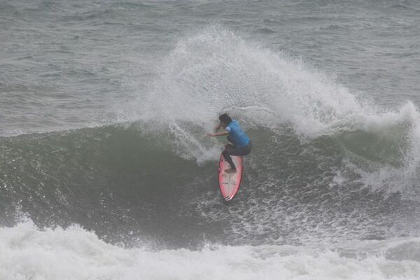 静岡県浜松市で行われたWSL公認大会「SumatranSurfariis Hamamatsu Open Nami Matsuri powered by YAMAMOTO co.,ltd. LQS 1000 / QS2000」最終日　男子はQSの渡辺壱孔とLQSの井上鷹が初優勝　女子はQSが中塩佳那、LQSは田岡なつみが制覇