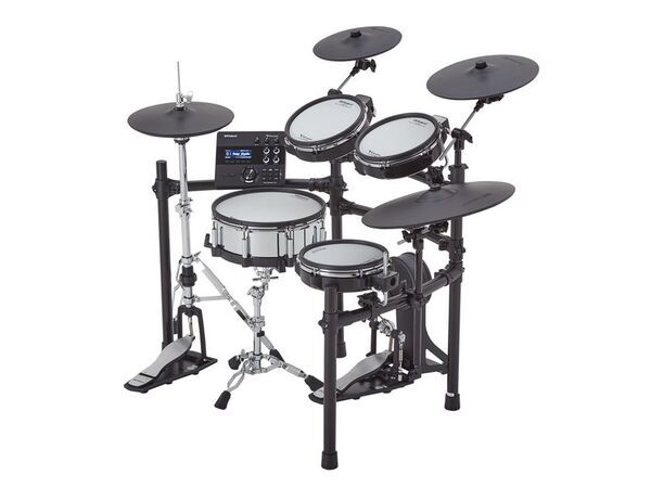 Roland Store Tokyoでハンドメイドのレザー工房 HERZとのコラボレーション・キャンペーンを開催