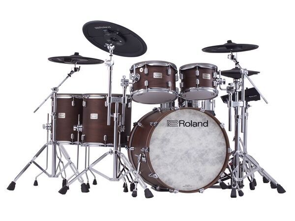 Roland Store Tokyoでハンドメイドのレザー工房 HERZとのコラボレーション・キャンペーンを開催