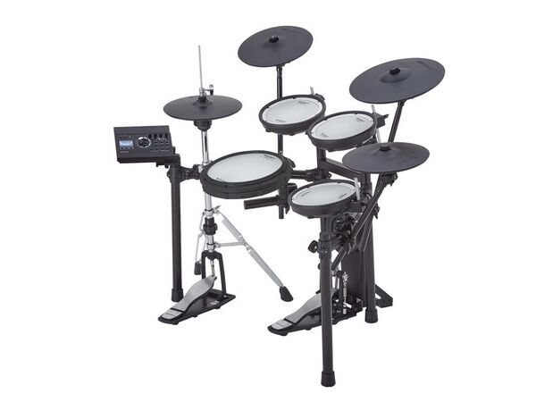 Roland Store Tokyoでハンドメイドのレザー工房 HERZとのコラボレーション・キャンペーンを開催