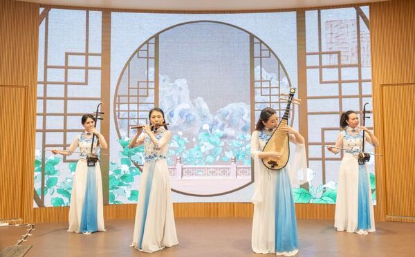 ＜開催報告＞万博で輝く「水の趣江蘇」、水墨で世界と対話、中日文化観光協力の新景観を共に描く