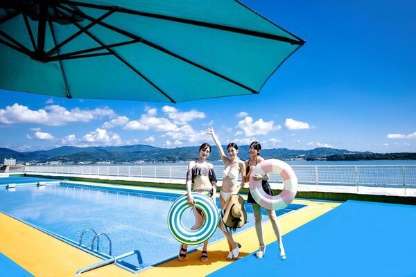 奥浜名湖のビーチに建つ「ホテルリステル浜名湖」　青空すれすれのスカイプールをリニューアル！6月28日より浜名湖最速でプール営業開始