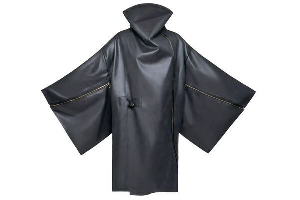 「着物コート」がインテリアとファッションの境界を超える　キモノ袖になるクッションカバーが6/2より発売開始