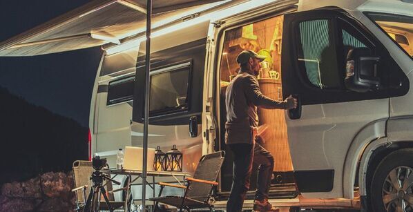 Auto-Motion Shade Inc.と日本国内における独占販売契約を締結