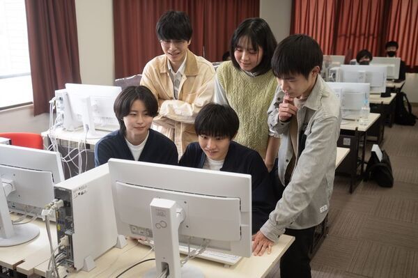 ボンドと八文字学園、バーチャルタレントの可能性を探るプログラムを開始