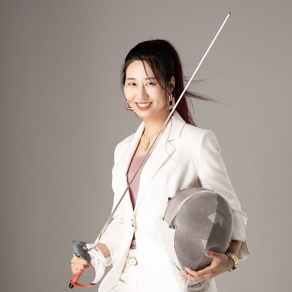 フェンシング元日本代表・木村 毬乃さんとリカバリーウェアブランド「HURON」がアンバサダー契約締結