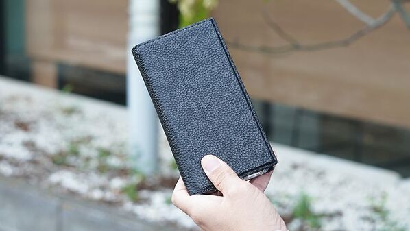 “iPhoneやスマートフォンで使えるMagSafe手帳ケース”「縦置きできる手帳ケース」の予約販売を6/1から実施