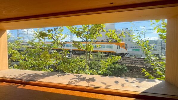 伊勢市駅前の伊勢パールピアホテル、1日中鉄道を眺められるトレインビュープランを2025年6月にリニューアル販売開始