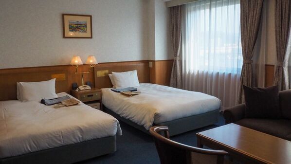 伊勢市駅前の伊勢パールピアホテル、1日中鉄道を眺められるトレインビュープランを2025年6月にリニューアル販売開始