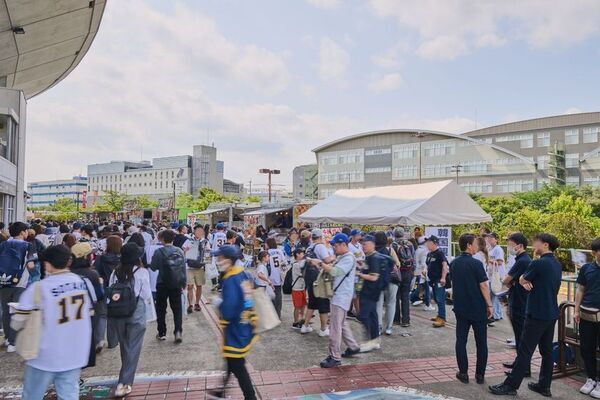 NCT ユウタさんが特別始球式に登板！ほっともっとフィールド神戸にて「#つながる、韓国 KOREA DAY」を開催　神戸空港から2時間で行ける韓国旅行をPR