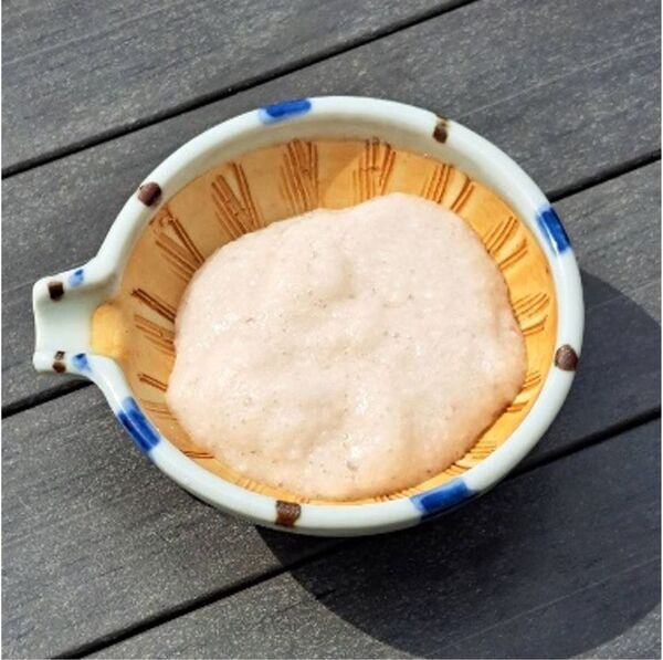 ＼長さ25cmの特大うなぎ一本丼が登場！／駿河湾沼津サービスエリア上り線内「おさかな丼屋 とと丸食堂」で夏バテ防止のお手伝いとして鰻と自然薯入りとろろを使用した夏のスタミナ丼の販売を6月9日(月)より販売。