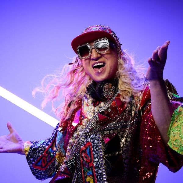 「脳汁」をテーマに、光や音、食体験で五感を刺激する新感覚フードフェス『脳汁横丁』コラボクリエイター＆出演者公開