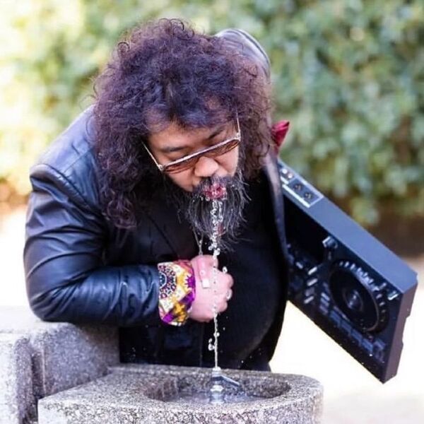 「脳汁」をテーマに、光や音、食体験で五感を刺激する新感覚フードフェス『脳汁横丁』コラボクリエイター＆出演者公開