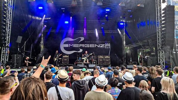 日本最大級、世界最大規模のインディーズ・ライブコンテスト「エマージェンザ・ジャパン2025」の決勝を大阪 6月29日・名古屋 6月14日に開催！
