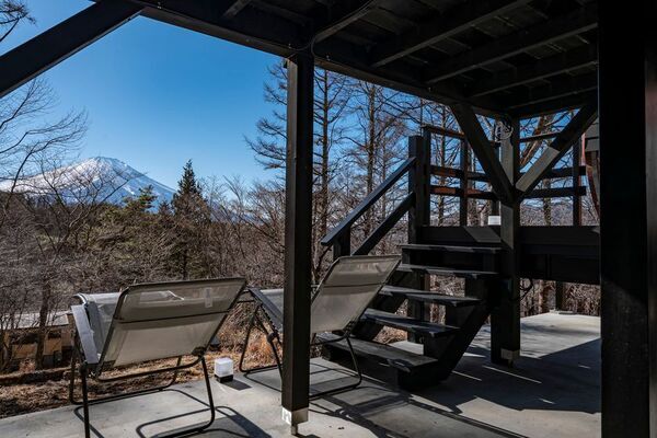 完全貸切のサウナ付きヴィラ「calm villa 富士山中湖」が6/1に正式オープン！ドッグラン付き・ペット同伴可