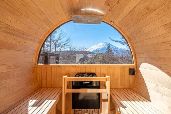 完全貸切のサウナ付きヴィラ「calm villa 富士山中湖」が6/1に正式オープン！ドッグラン付き・ペット同伴可