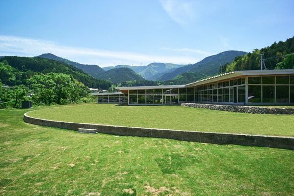 ＜エデュテクノロジー×神山まるごと高専＞　未来の教育をデザインする教育評価研修を実施！ルーブリックと生成AIが実現する個別最適化された学びの最前線