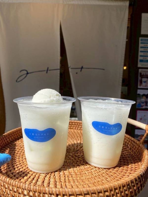 ヨーグルト専門店「三朝ヨーグルト」が廃棄ホエイを活用した乳酸菌ドリンク「ヨーグルトホエイサイダー」を発売！！