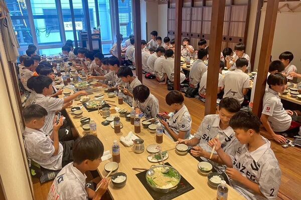 “もつ鍋一藤こどもの日”子供たち同士で外食を楽しむ機会を6月15日(日)に無料提供！