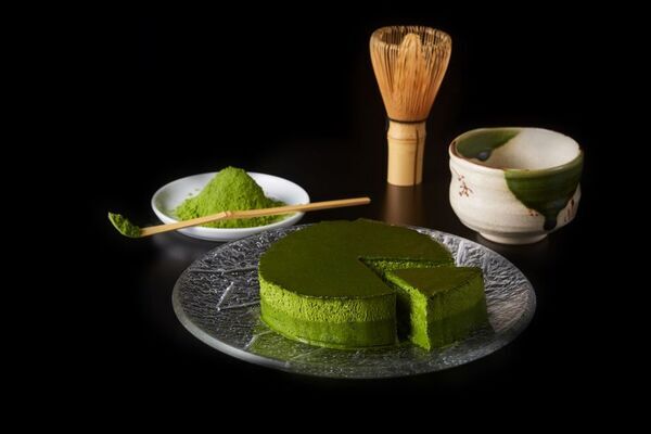 熱海で行列のできるお濃茶専門店　さとり本店　新東名高速道路NEOPASA静岡下り線にて期間限定で出店　静岡県産の厳選した抹茶を使用した、お濃茶スイーツを展開！