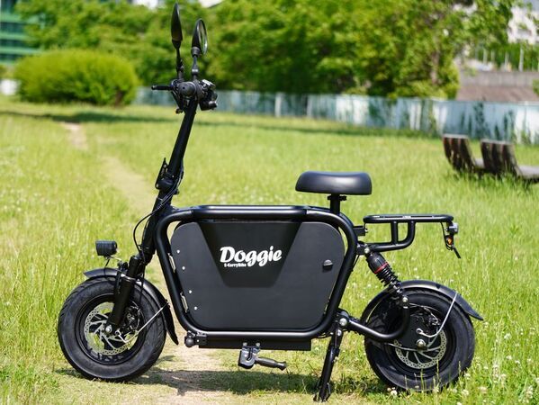 “愛犬と旅する”電動バイク「Doggie(ドギー)」が安全性・走行性能・デザインすべてを見直しリニューアル！