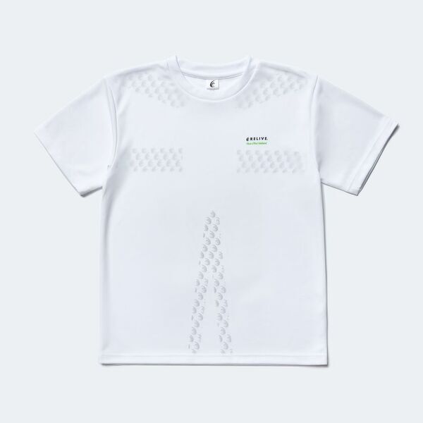 YouTube総再生回数1.8億回を超えの“週末ビフォーアフター”が累計販売数230万枚超の機能性ウェアブランド「リライブシャツ」とコラボした限定Tシャツを発売！