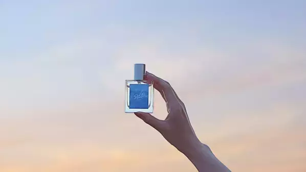 雨上がりの澄んだ空気を感じさせる香りの香水「scent 4」を発売　新商品が体験できるポップアップイベントを6/22に南青山で開催