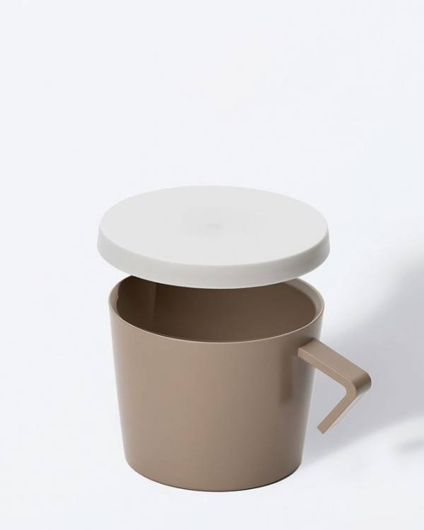 液だれしないマグカップが誕生！注ぐに特化した多用途マグ「tak. NEST jug mug」2025年8月発売　6月18日～20日、インテリア ライフスタイル2025で初公開！