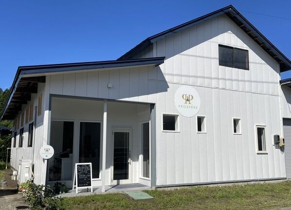 十和田市のハーブカフェ＆ショップ「PROSPERE CAFE」、夏限定！ホーリーバジルを2度楽しめる、ひんやり気持ちいいリフレッシングドリンクを発売