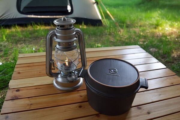 伝統の瀬戸焼製で超軽量・レンジもOKのダッチオーブン「マルチダッチオーブンSETO」がmachi-yaにて先行販売開始！自宅でもアウトドアでも本格調理が可能