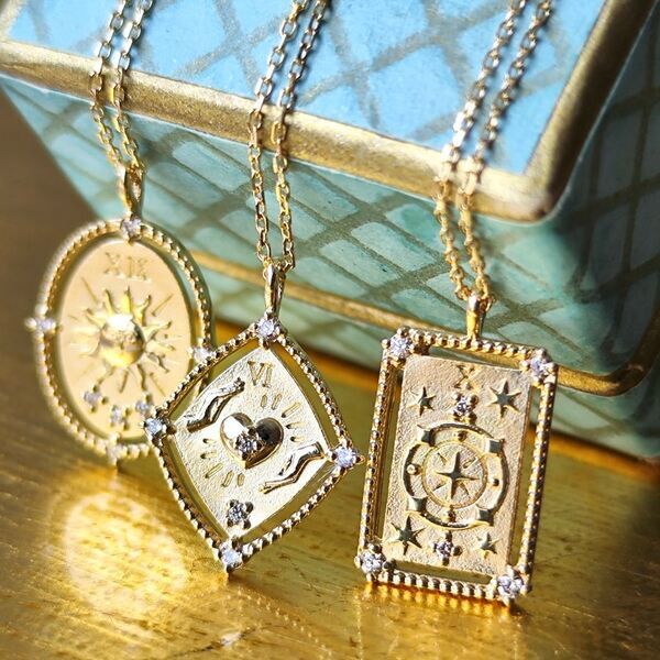 持ち主の想いとタロットカードの神秘性を融合させたネックレス3種をMico宝飾店より6/23に発売