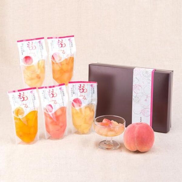 京都伏見桃山町『MOMOテラス』で、モモ愛100％の「MOMOまみれフェス2025」を7/18から開催