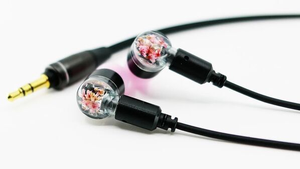 オーツェイド社、6/24より新開発ツイータ搭載の有線イヤホン「intime夜桜」と新開発ケーブルCOAXUSをMakuakeで限定販売