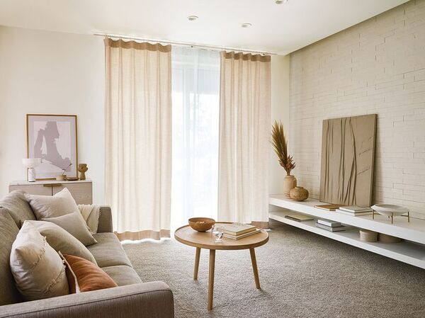 間仕切り専用のノイズレスカーテンレール「フロウ」をはじめとした、カーテンレールの新製品を7月14日(月)より全国で販売開始