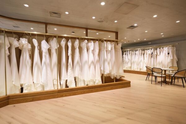 結婚式をどう過ごすか、に着目したドレスブランド『Resort Collection by BRIDARIUM MUE』新カタログとスペシャルコンテンツが2025年6月20日に解禁！