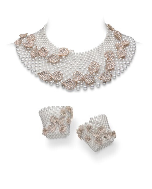 神宮寺勇太がパリ・オートクチュールに登場！ミキモトの新作ハイジュエリーを華麗に纏い、大きなバラが胸元に輝くジャケットスタイルを披露。風に舞うバラの花びらがモチーフの新作ハイジュエリーコレクション「Les Petales」発表