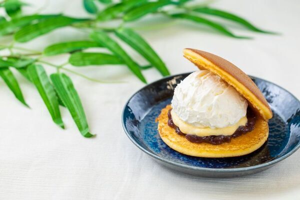 夏季限定“ひんやりスイーツ”が今年も登場！『【冷やし】熱海ばたーあんパン塩バニラ』6月28日(土)より発売