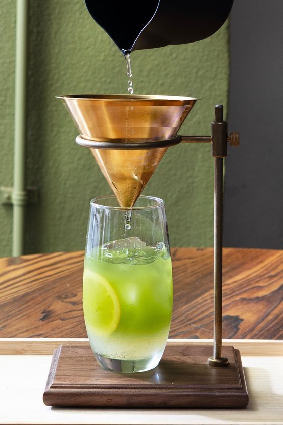 日本茶専門店「宇治和束園」がSAVVY8月号に掲載　人気の「アイス抹茶ラテ」が表紙に採用！